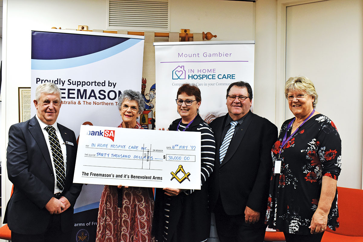 Freemasons underpin end of life care program | The SE Voice