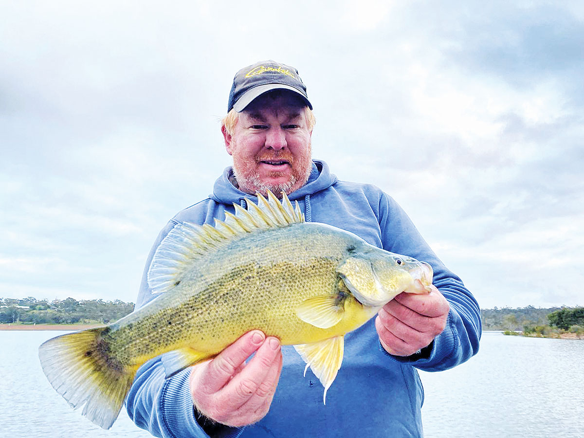 Robe Lakes - Bream Fishing 